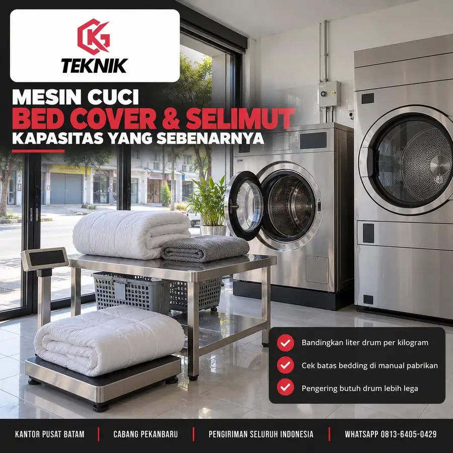 Mesin cuci untuk laundry bed cover: mesin cuci front load komersial, bed cover dan selimut terlipat di meja, timbangan, dan pengering berdrum lebih besar